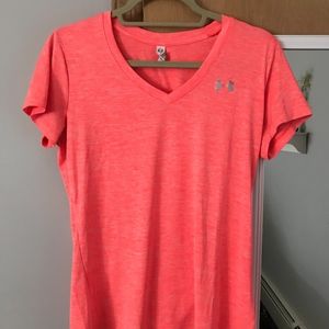 Under Armour Dry-Fit Workout Tee-Shirt